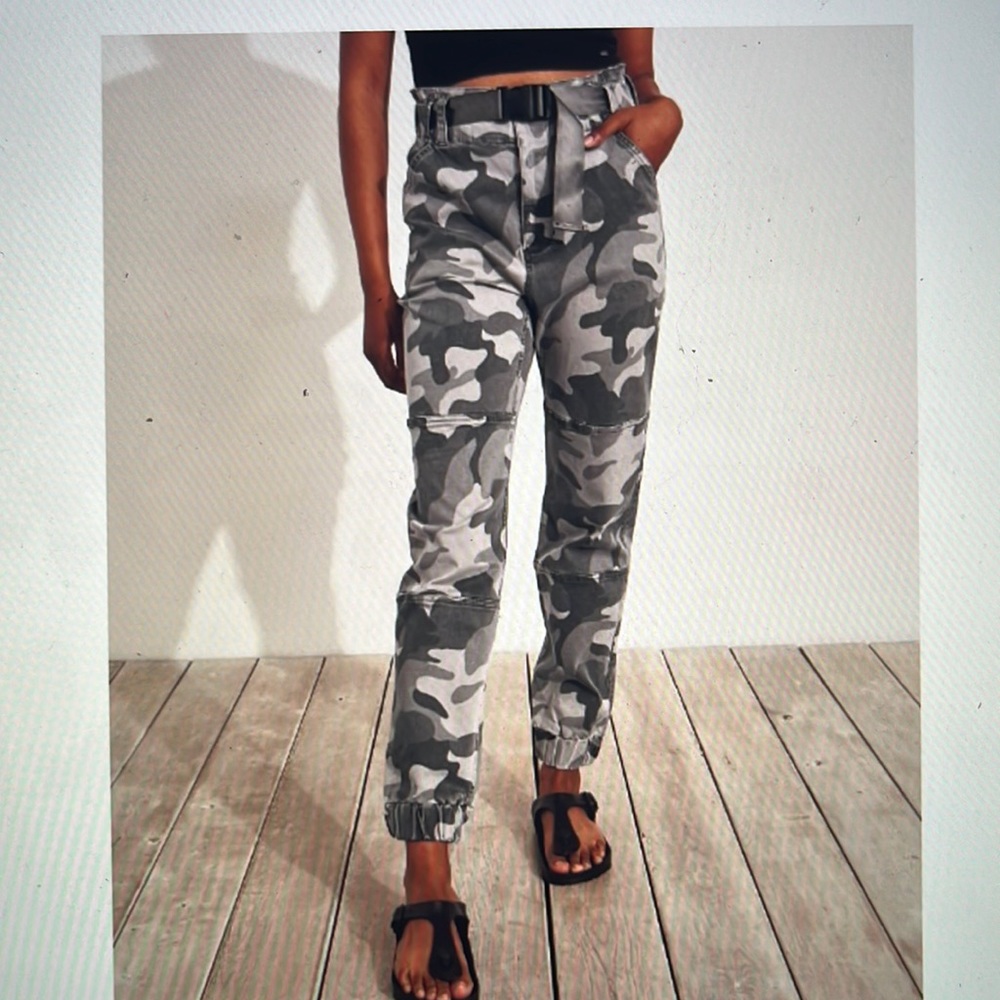 Hollister; black and grey camouflage; ultra high rise; cargo joggers